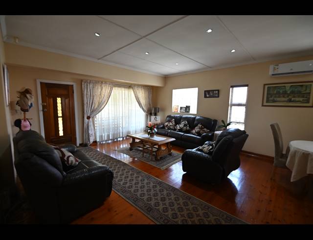 4 BEDROOM HOUSE FOR SALE IN SHERWOOD